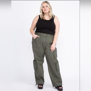 Grand Beach Club - 2 Button Poplin Loaded Cargo Pants